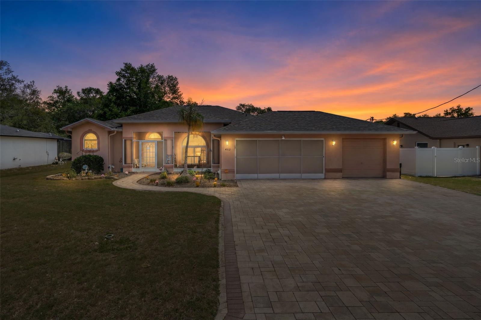 4312 Bayridge Ct Property Photo 4