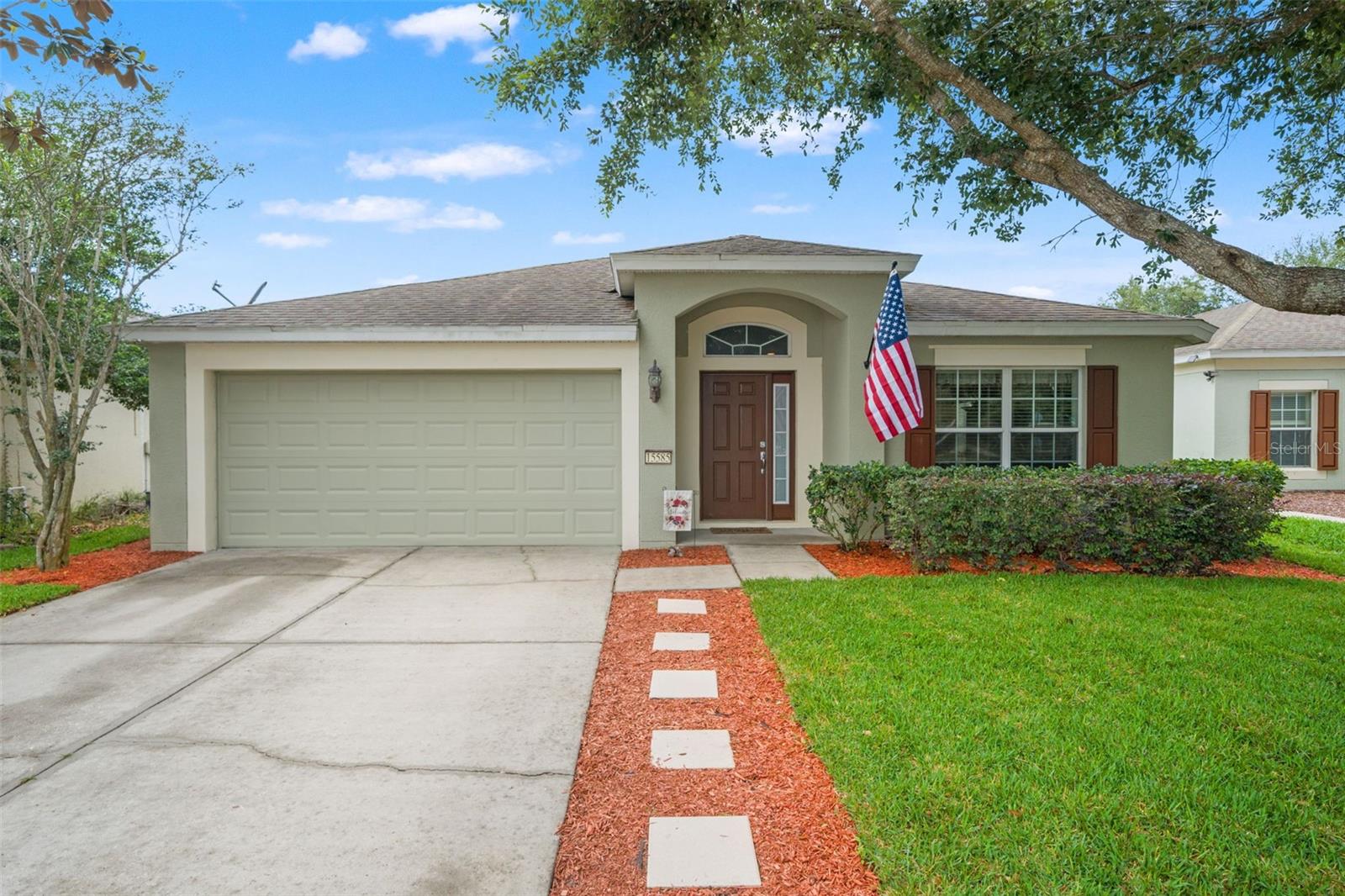 15585 Lily Wood Ln Property Photo 1