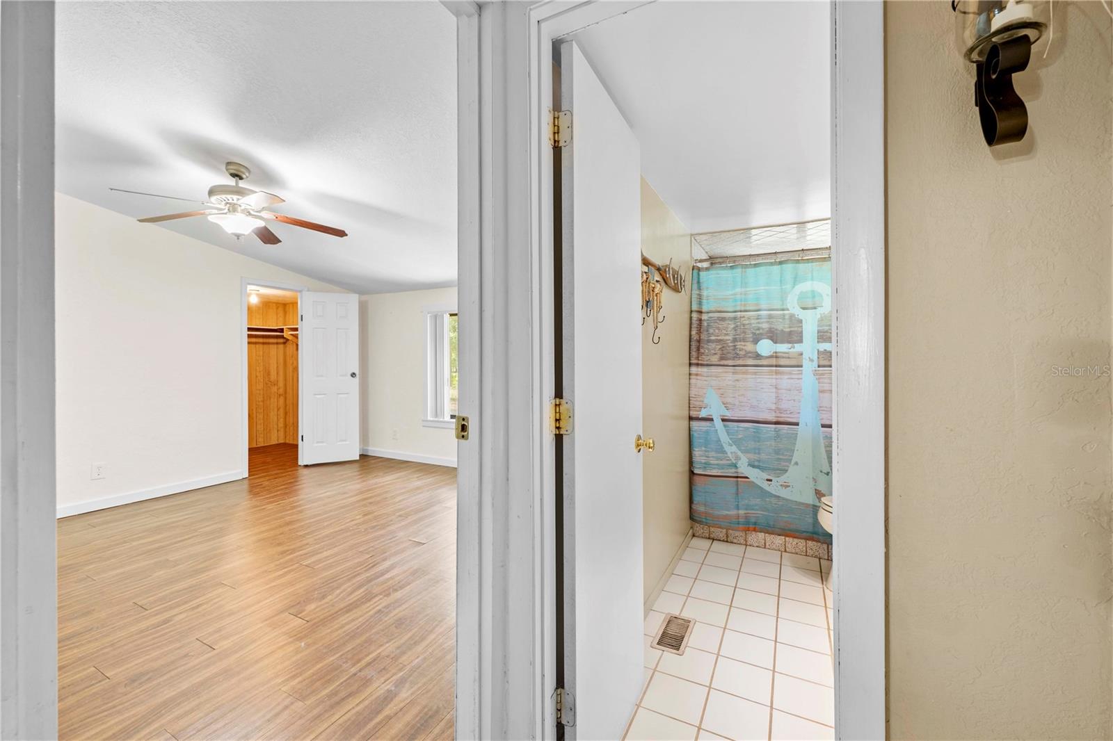 27137 Lambeth Rd Property Photo 33