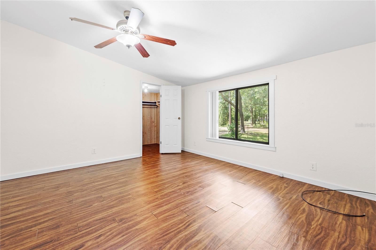 27137 Lambeth Rd Property Photo 34
