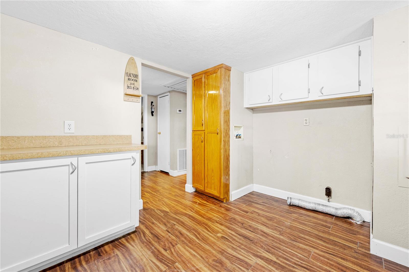 27137 Lambeth Rd Property Photo 40