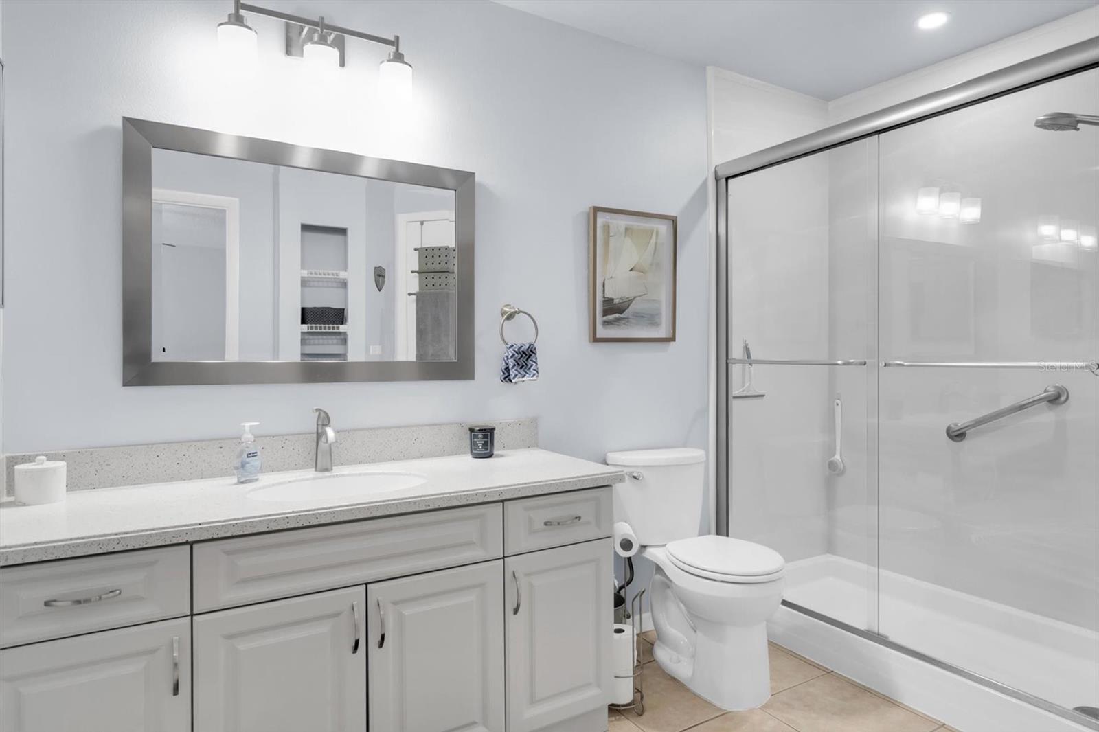 7712 Hillside Ct #201 Property Photo 16