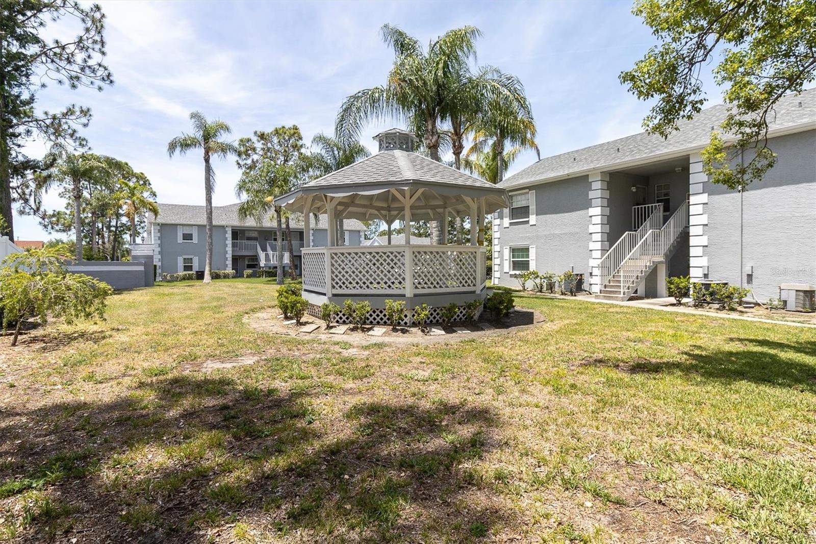 7712 Hillside Ct #201 Property Photo 28