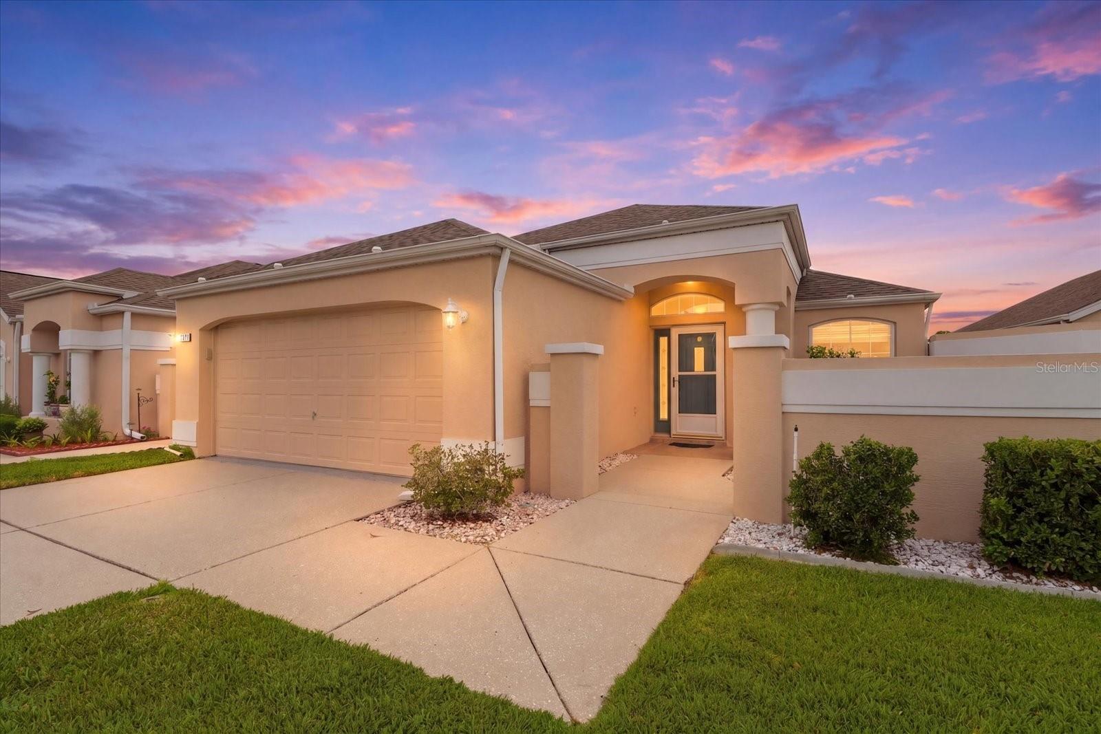 250 ROYAL PALM WAY Property Photo 1
