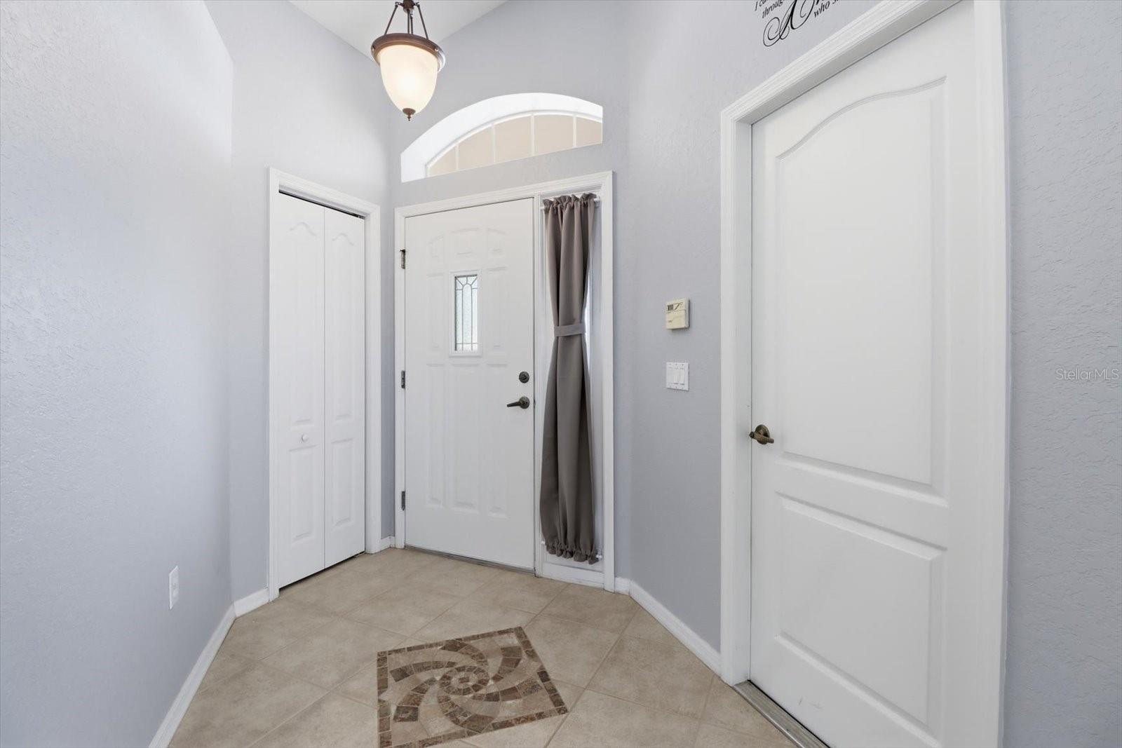 250 Royal Palm Way Property Photo 4