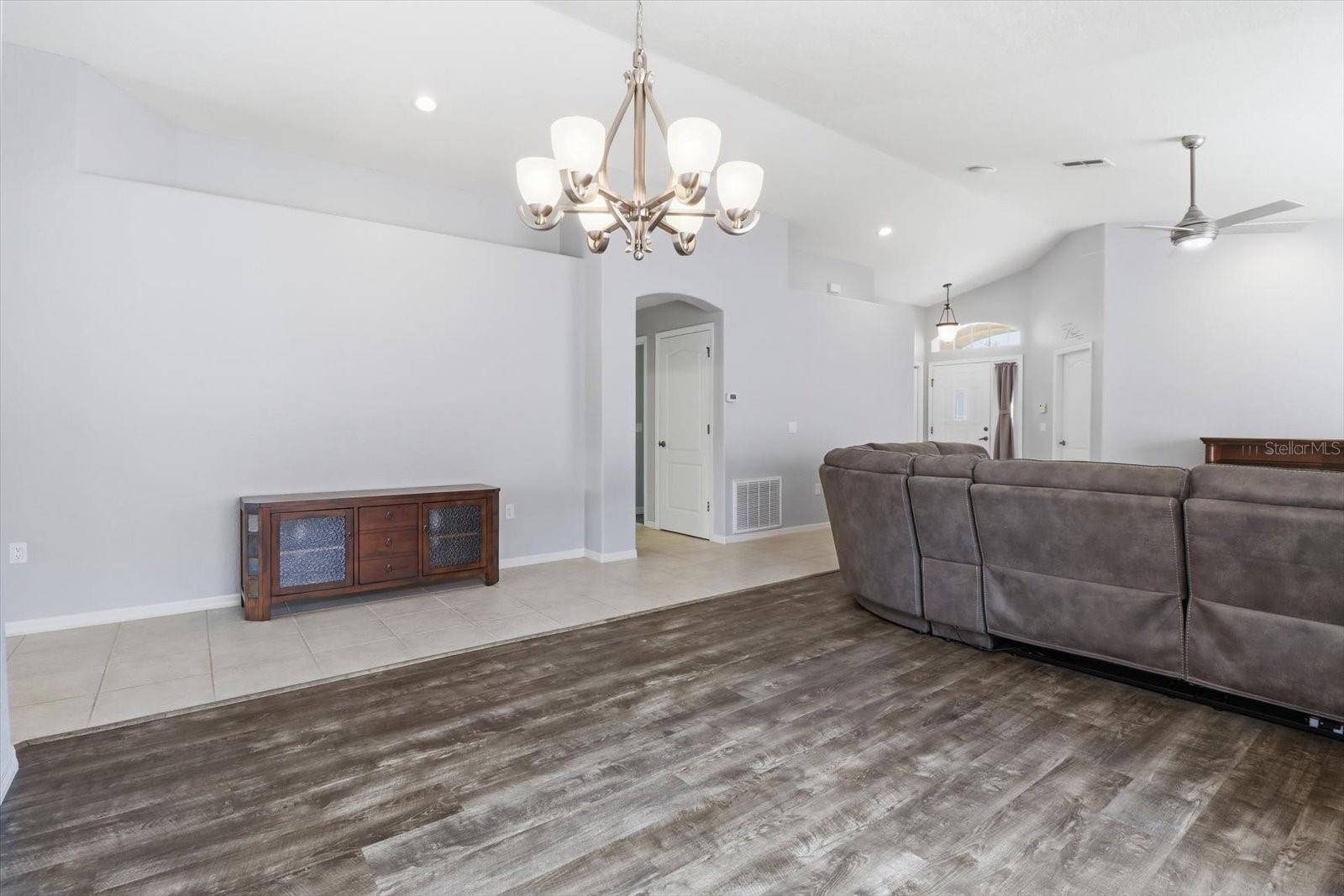 250 Royal Palm Way Property Photo 12