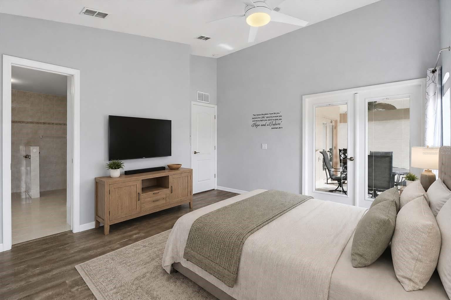 250 Royal Palm Way Property Photo 19
