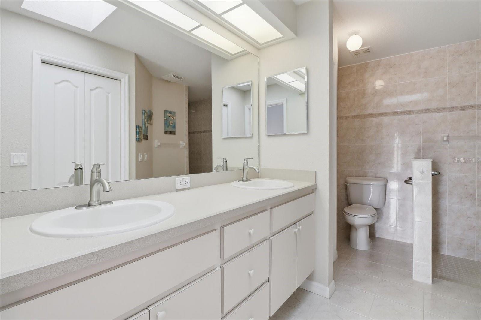 250 Royal Palm Way Property Photo 23