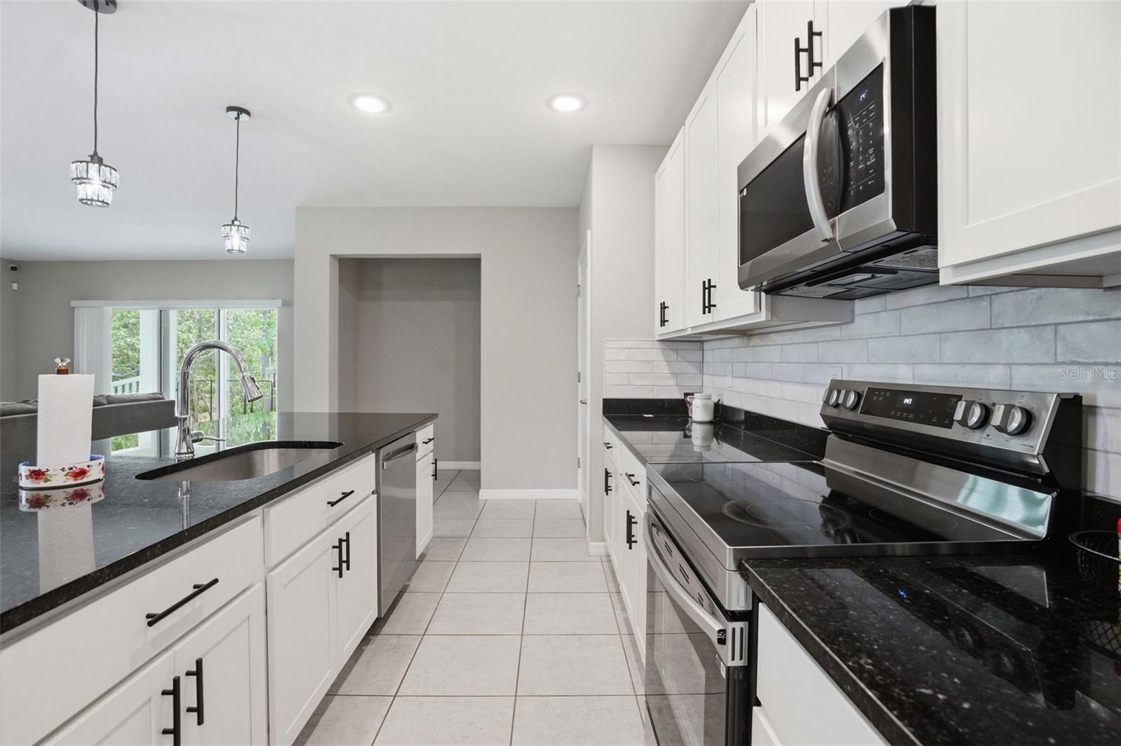 39 Milbark Dr Property Photo 7