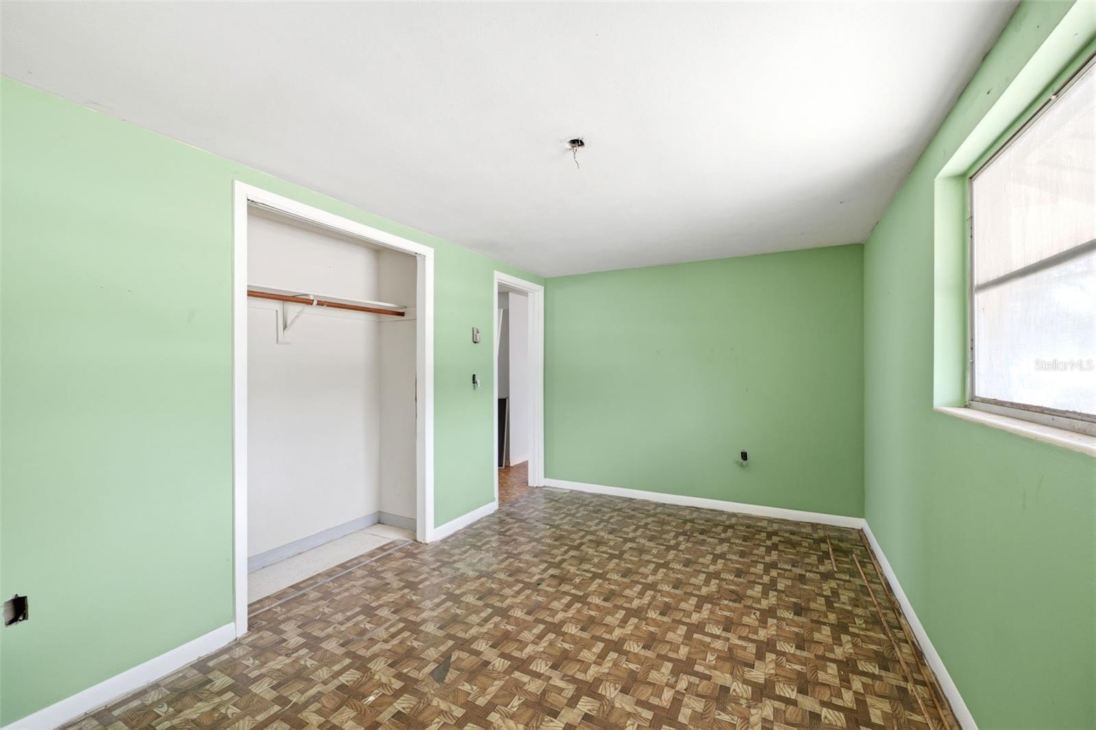 10 S Jackson St Property Photo 33