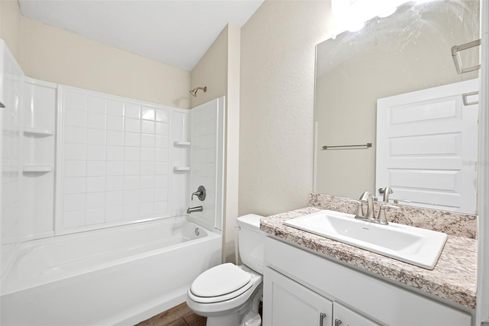 5524 Ocean Breeze Dr Property Photo 22