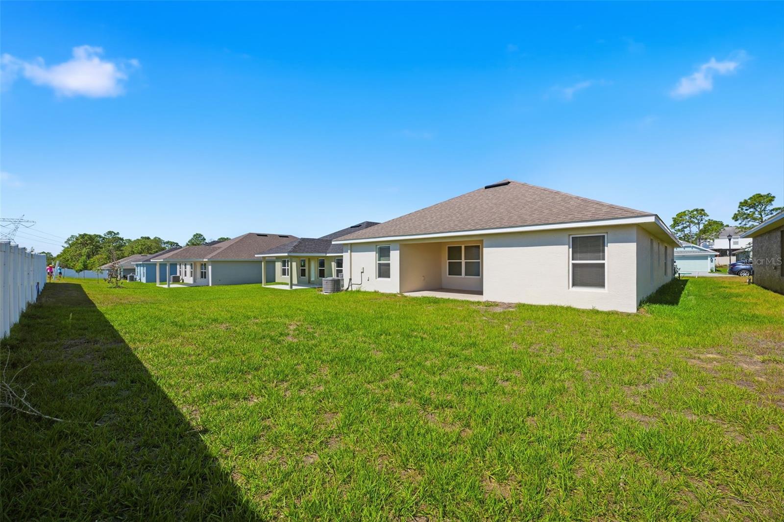 5524 Ocean Breeze Dr Property Photo 28
