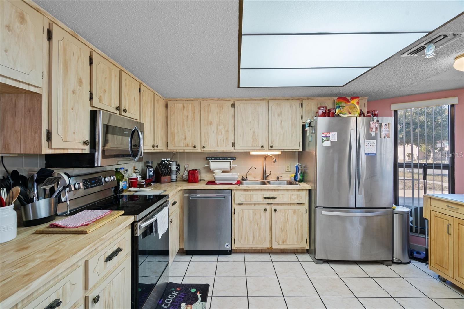 8914 Schrader Blvd Property Photo 14