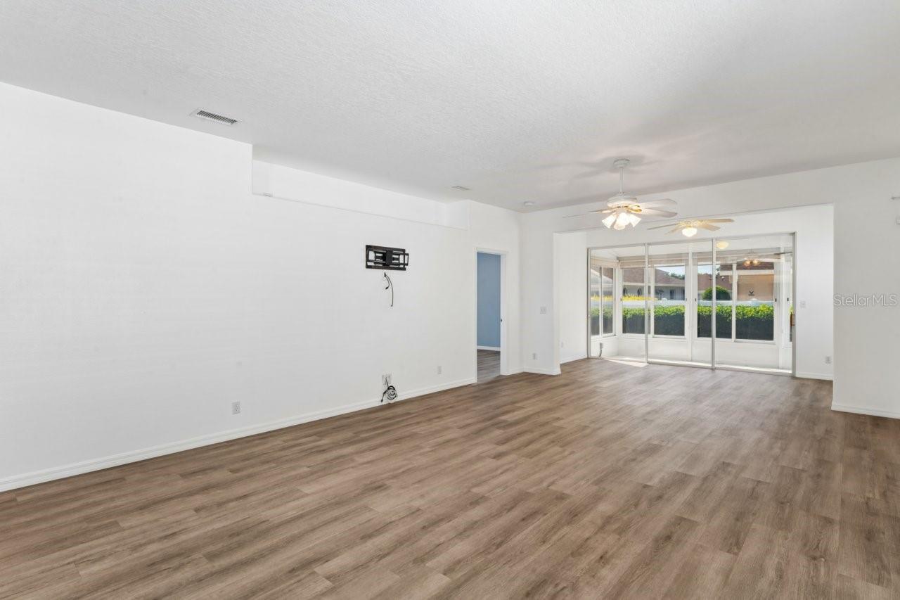 14468 Middle Fairway Dr Property Photo 33