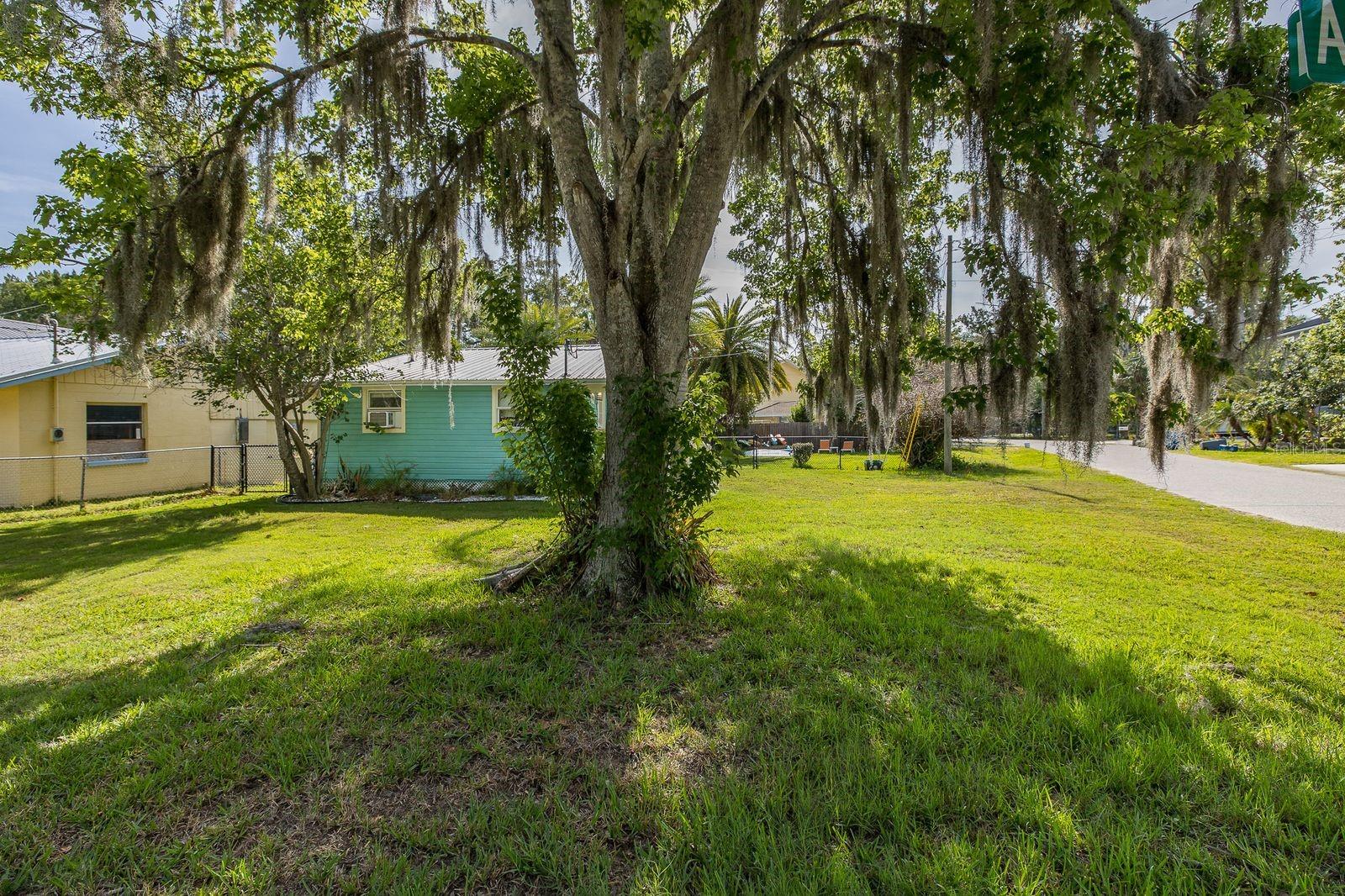5473 Darlene St Property Photo 29