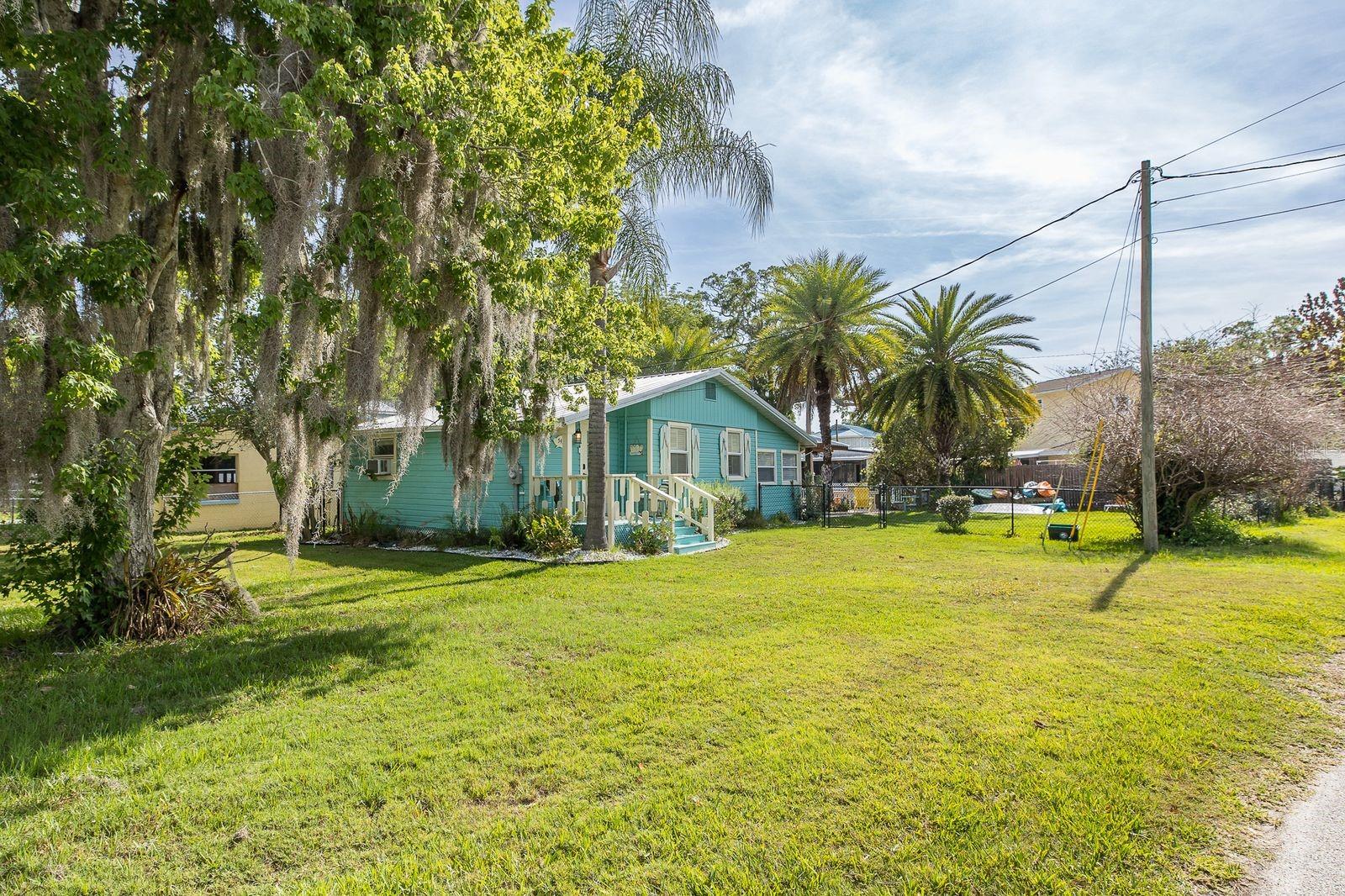 5473 Darlene St Property Photo 30