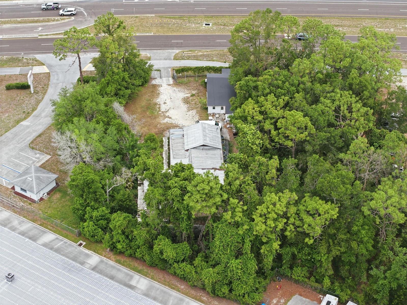 15520 Cortez Blvd Property Photo 20
