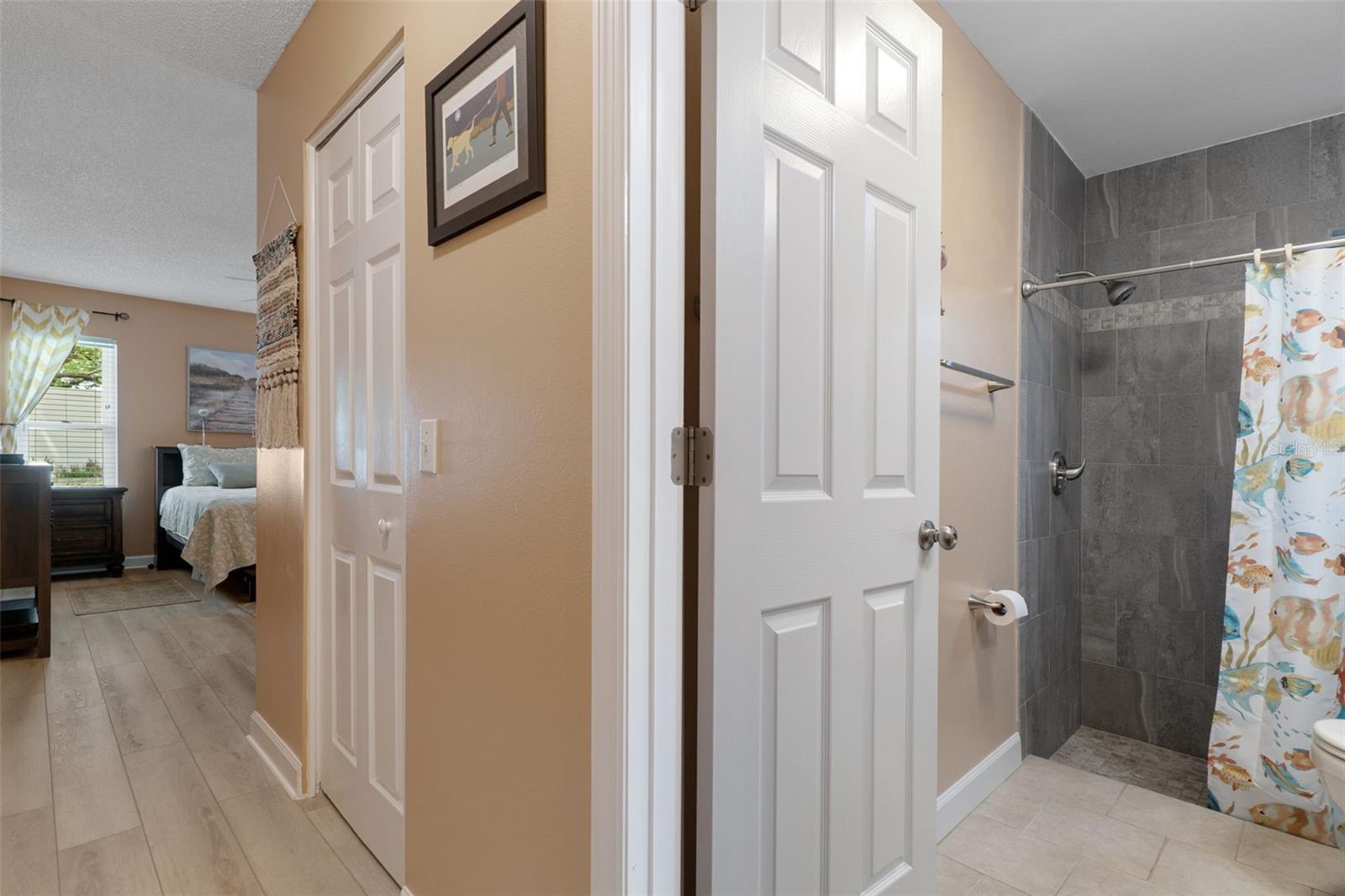 2643 Royal Ridge Dr Property Photo 25