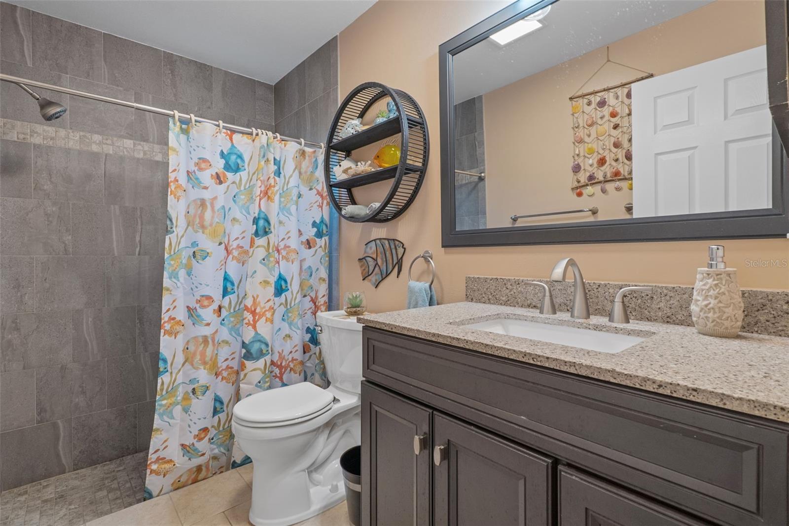 2643 Royal Ridge Dr Property Photo 26