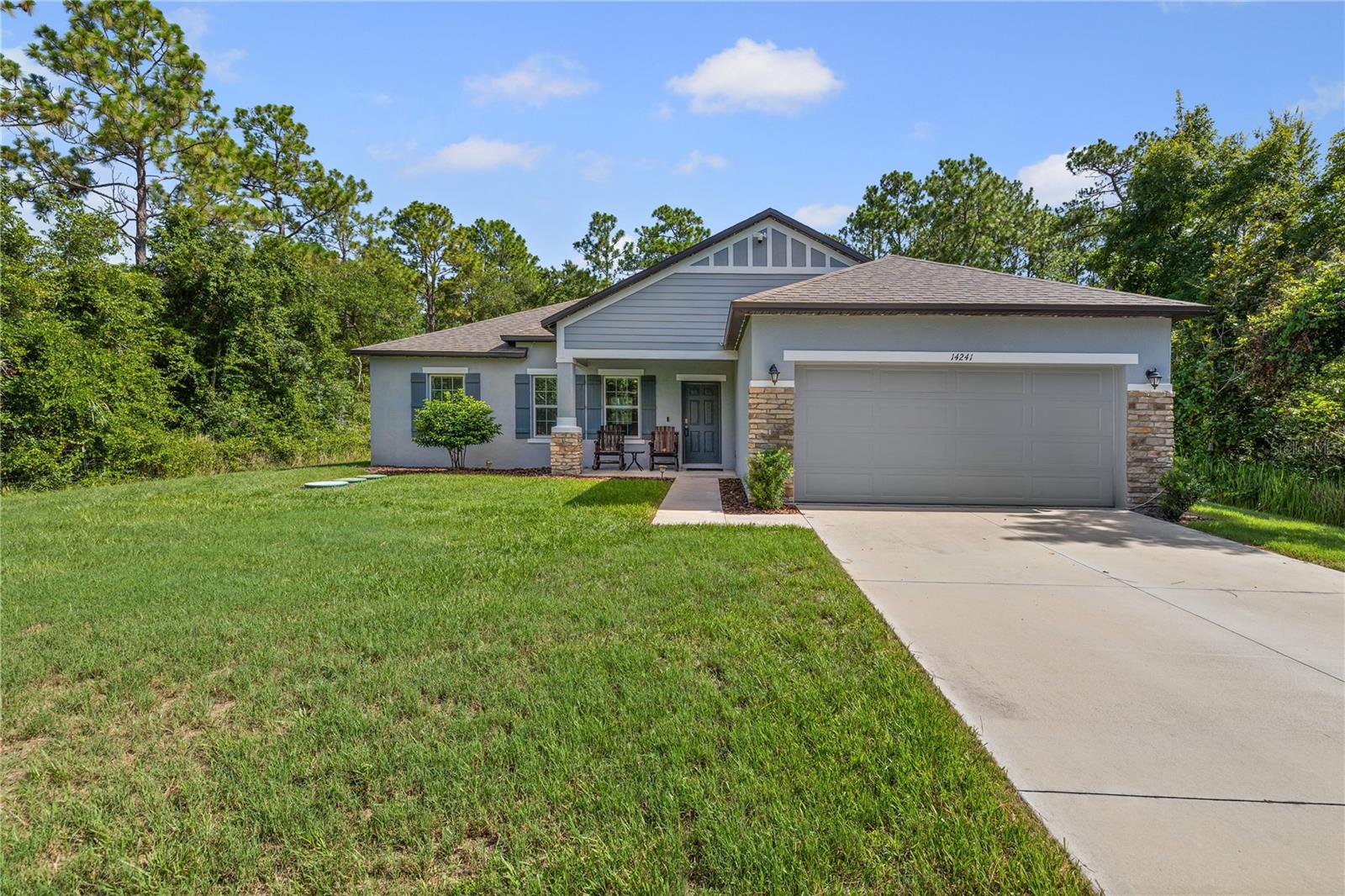 14241 Ravine Ave Property Photo 4