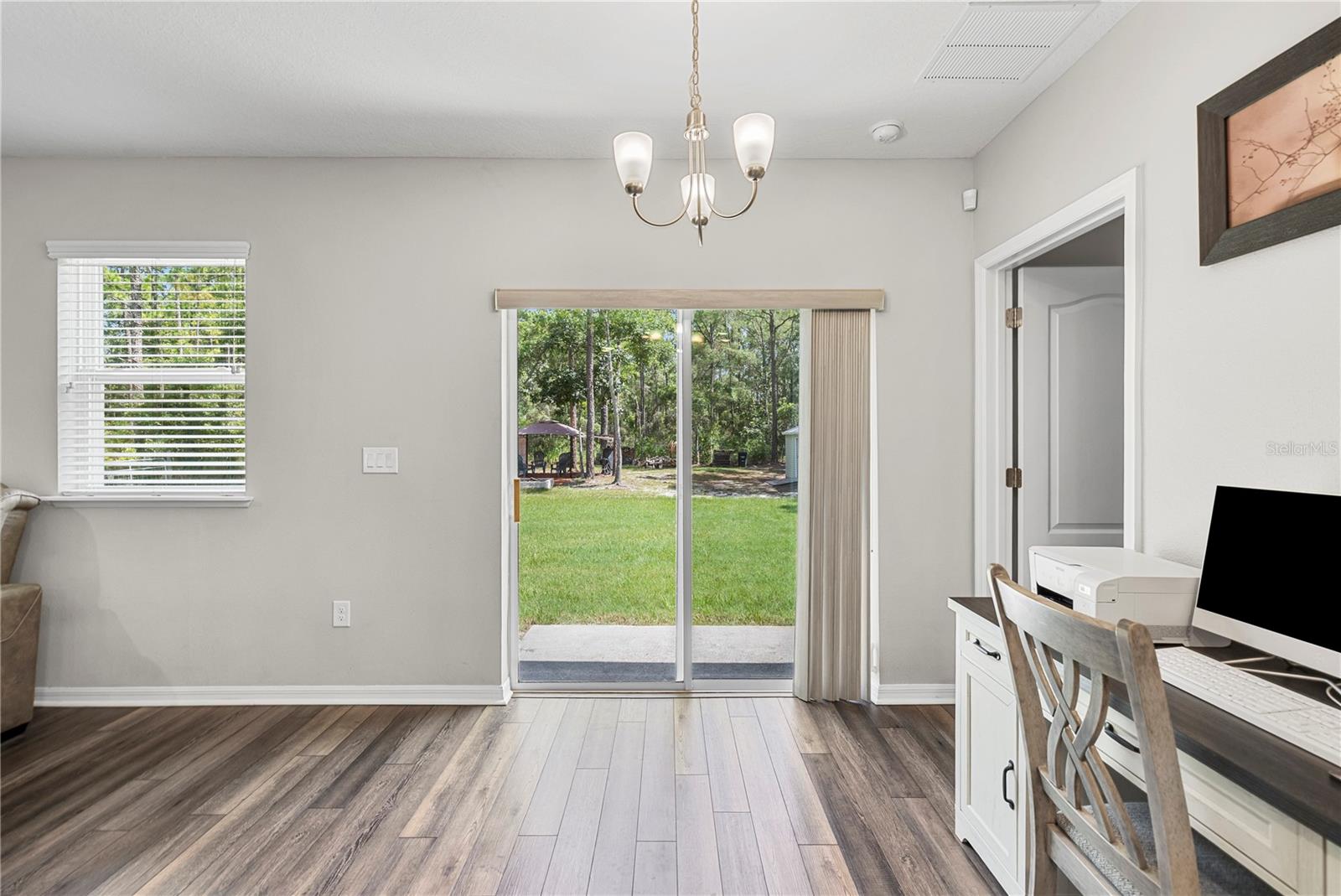 14241 Ravine Ave Property Photo 15