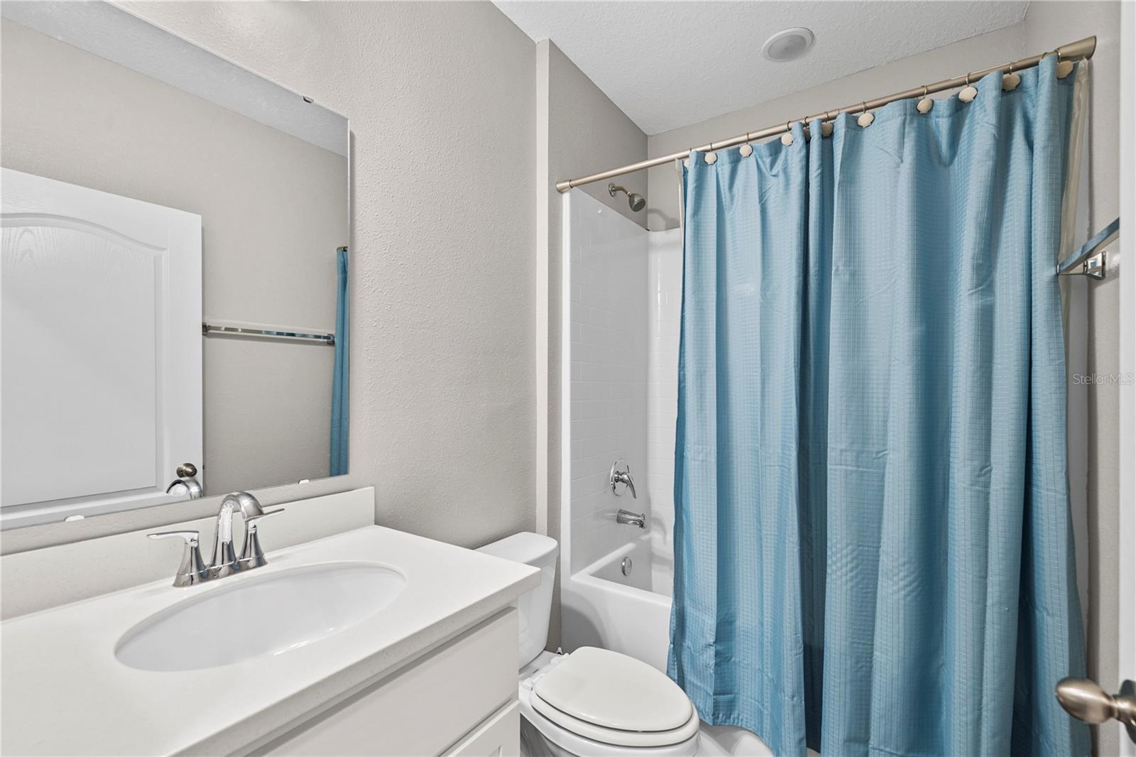 14241 Ravine Ave Property Photo 28