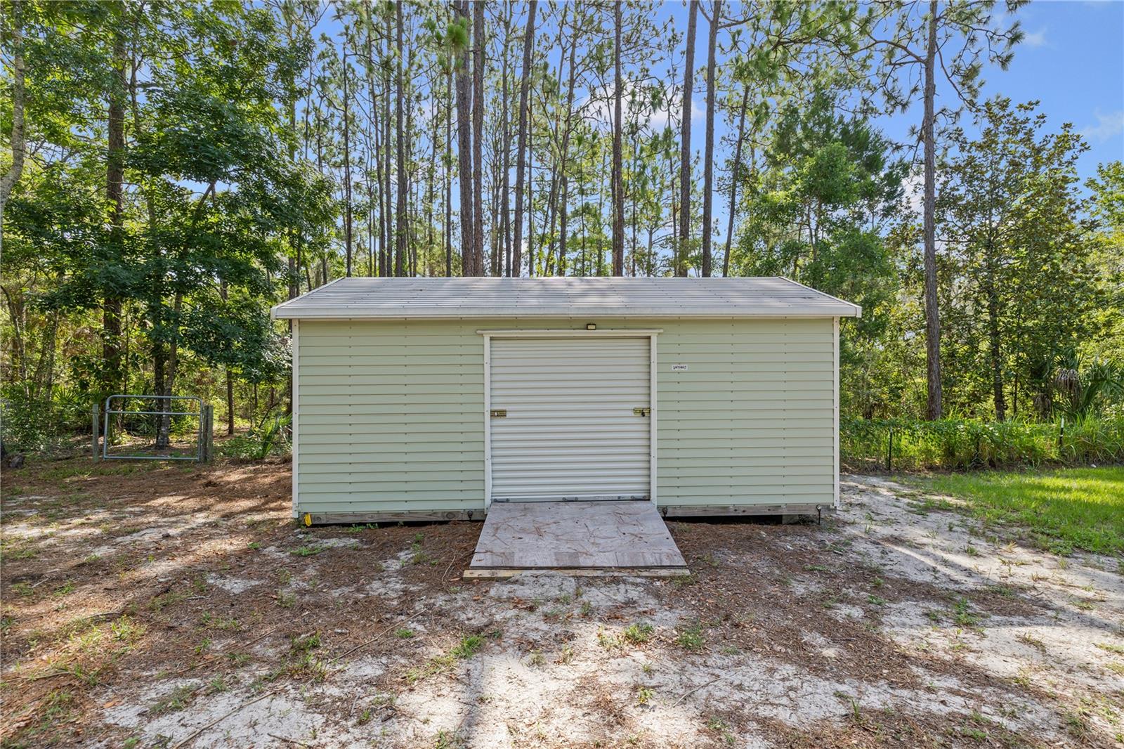 14241 Ravine Ave Property Photo 32