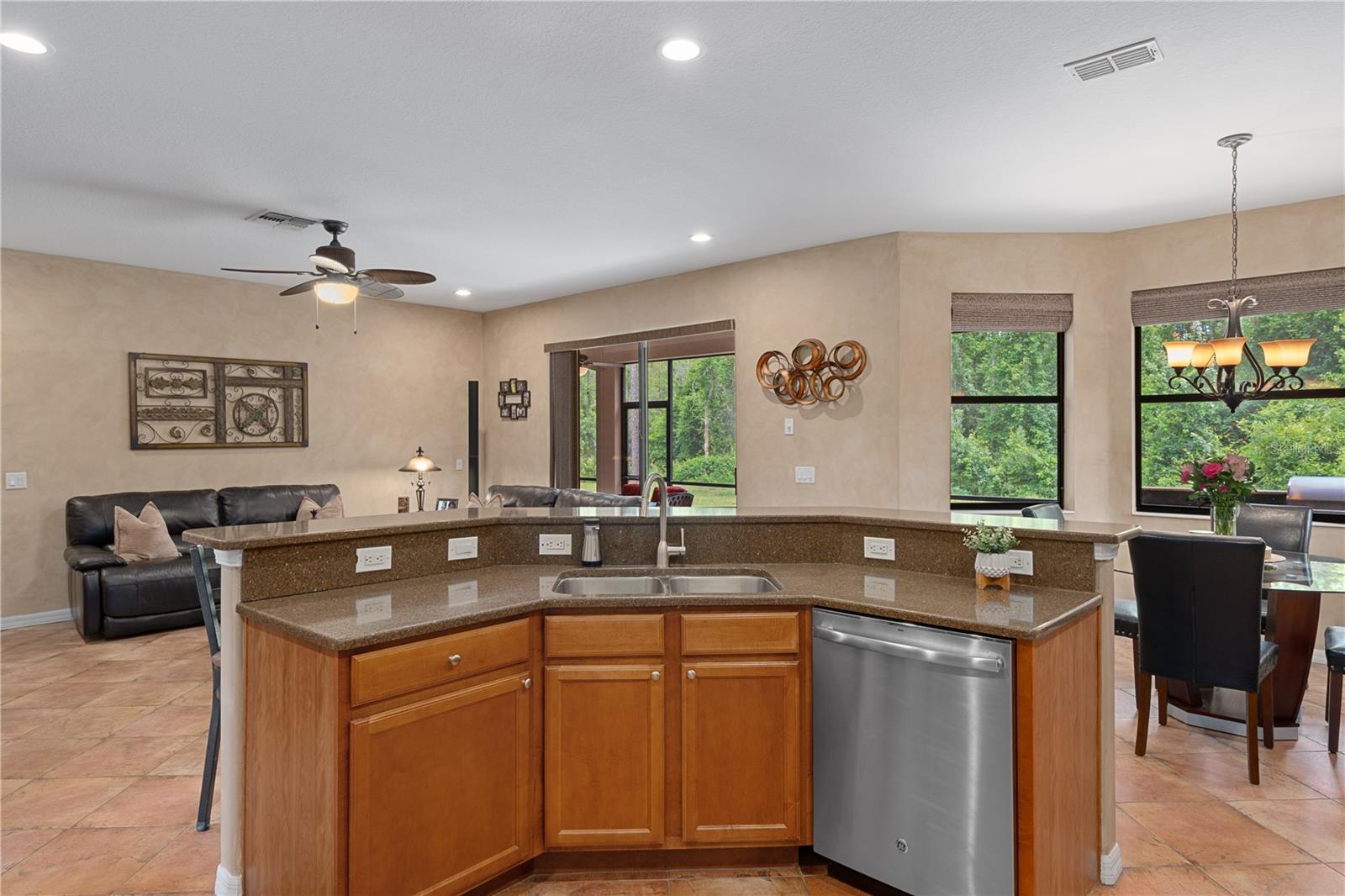 14807 Princewood Ln Property Photo 18
