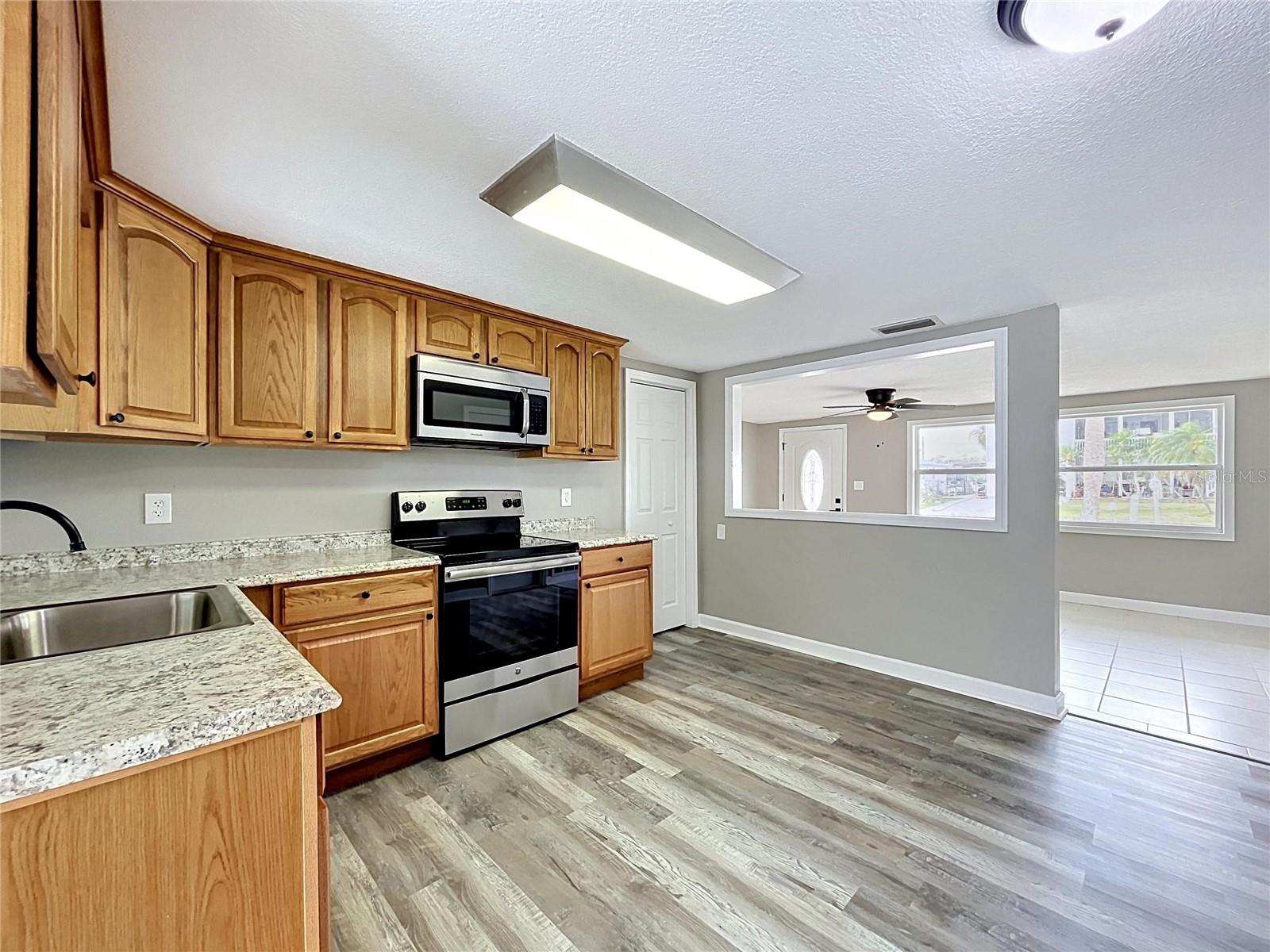 7513 Hatteras Dr Property Photo 17
