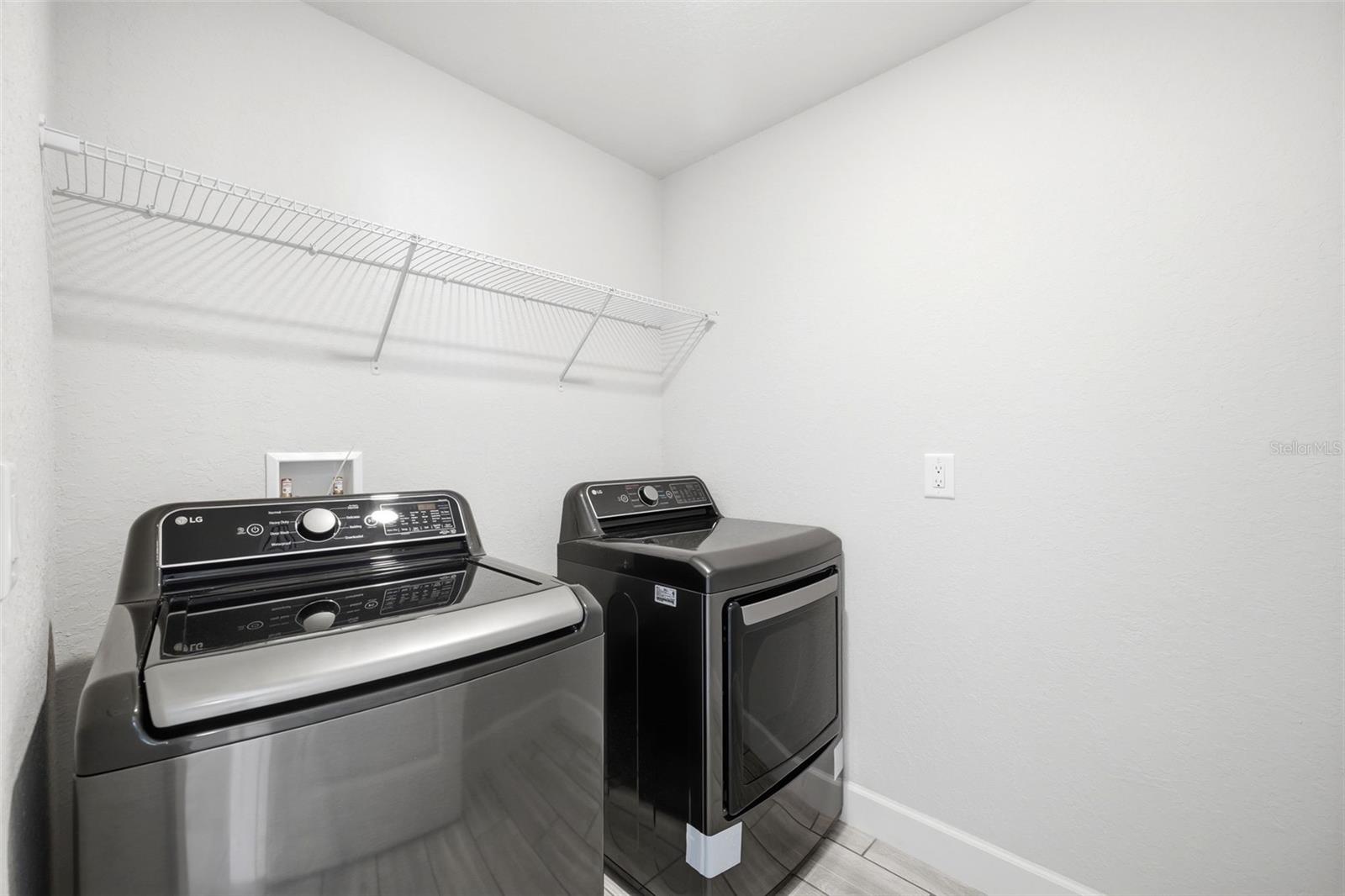 4355 Sutherland St Property Photo 17