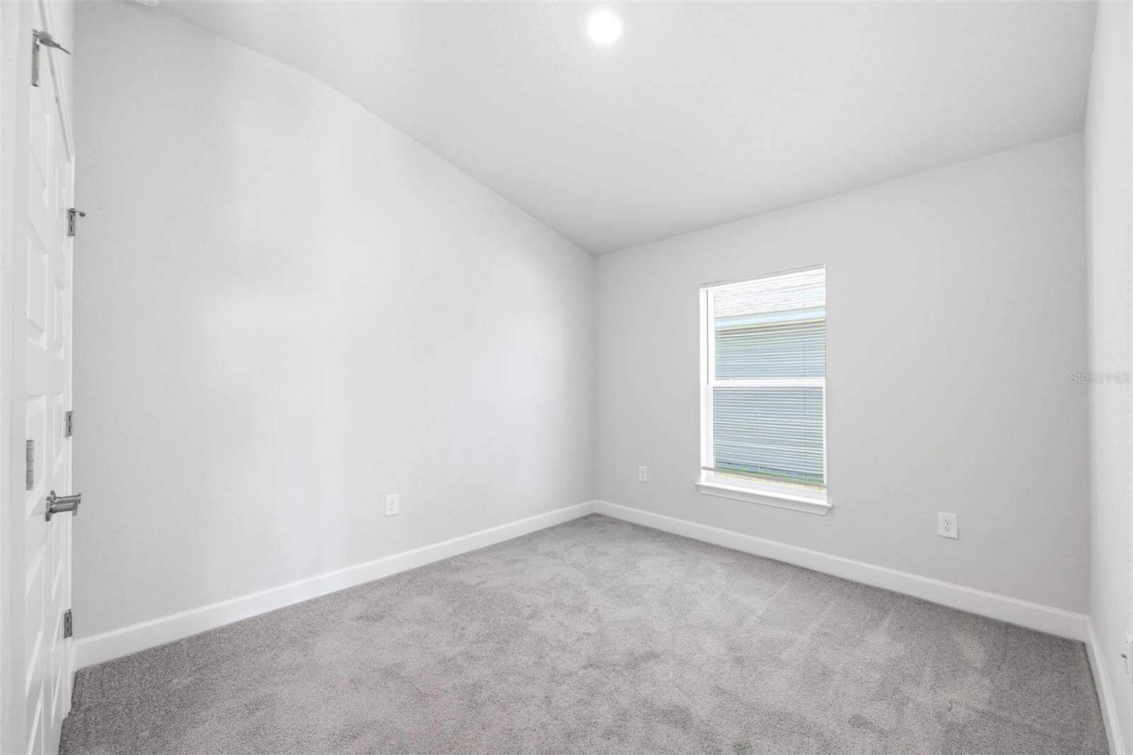 4355 Sutherland St Property Photo 31