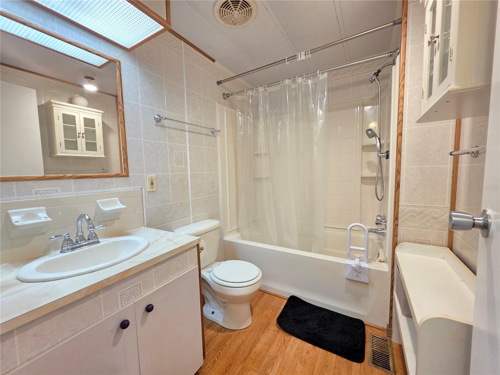 8027 Eastern Circle Dr Property Photo 10
