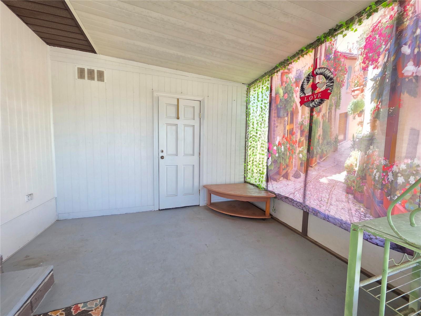 8027 Eastern Circle Dr Property Photo 16