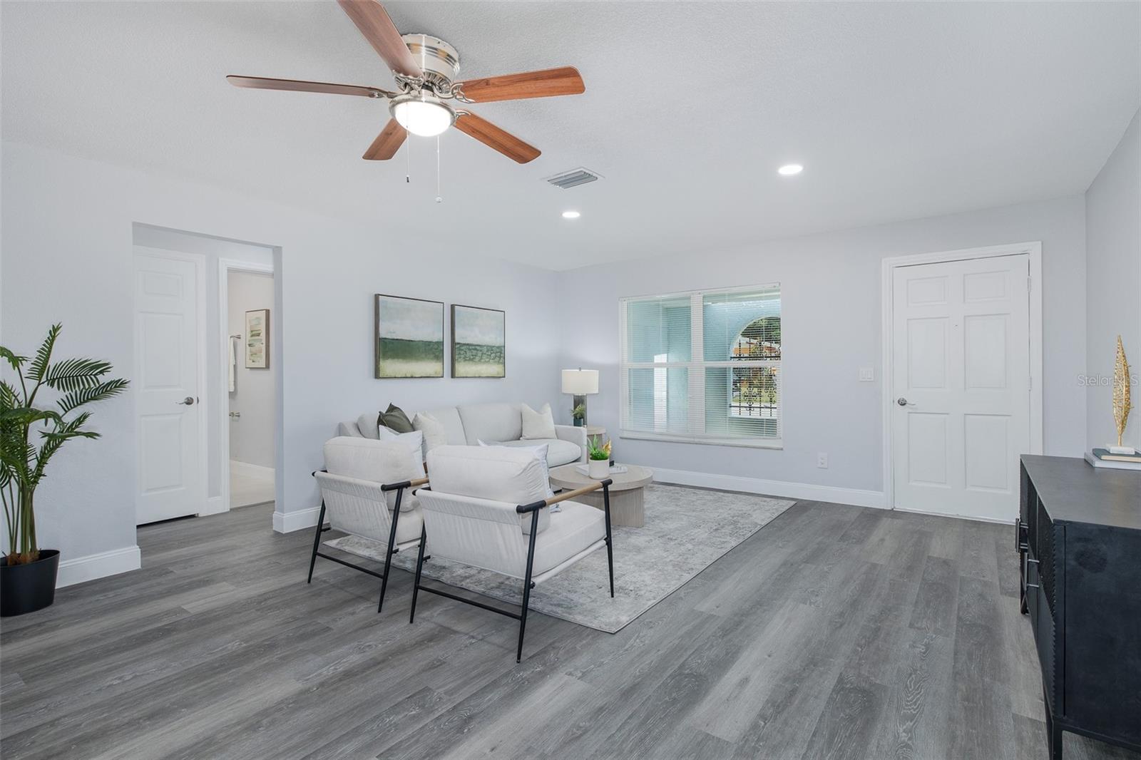 1815 Driftwood Cir S Property Photo 6
