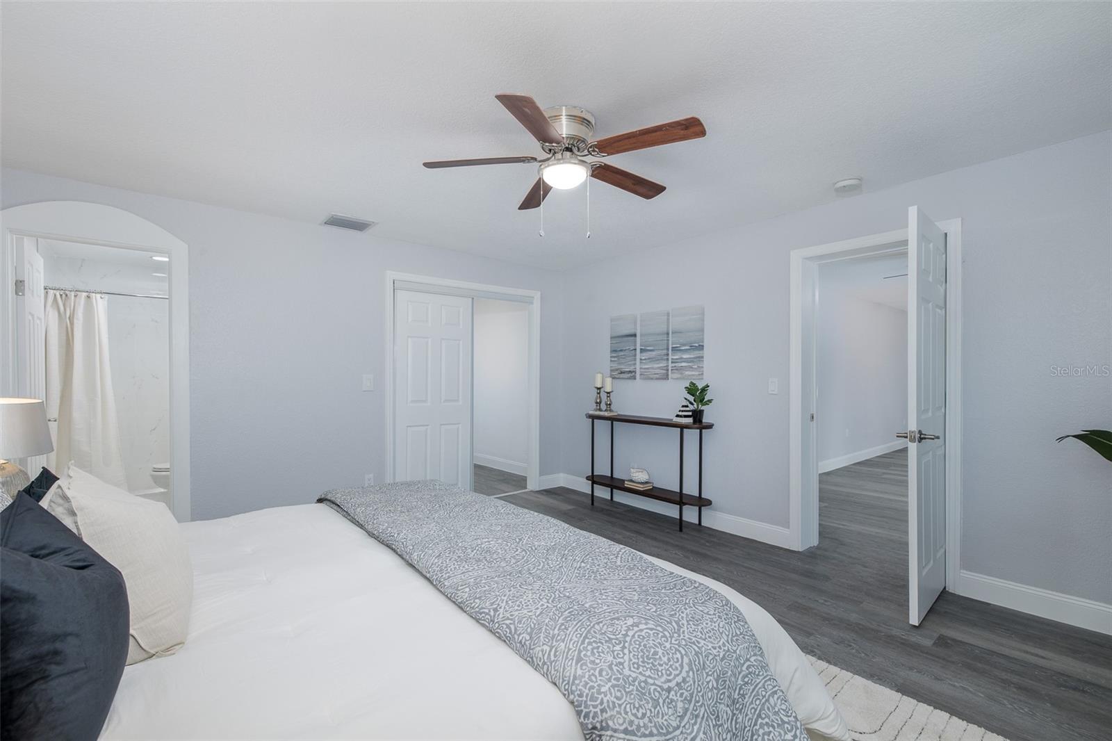 1815 Driftwood Cir S Property Photo 11