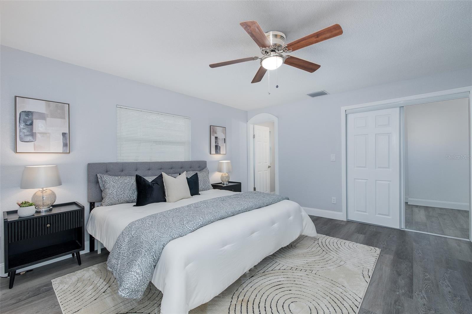 1815 Driftwood Cir S Property Photo 15