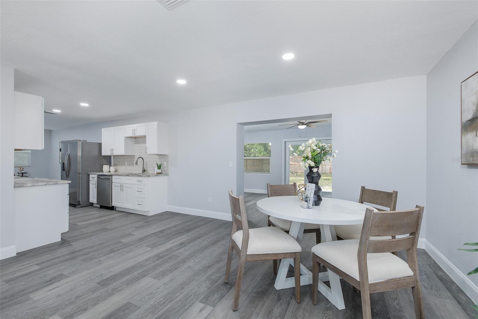 1815 Driftwood Cir S Property Photo 29