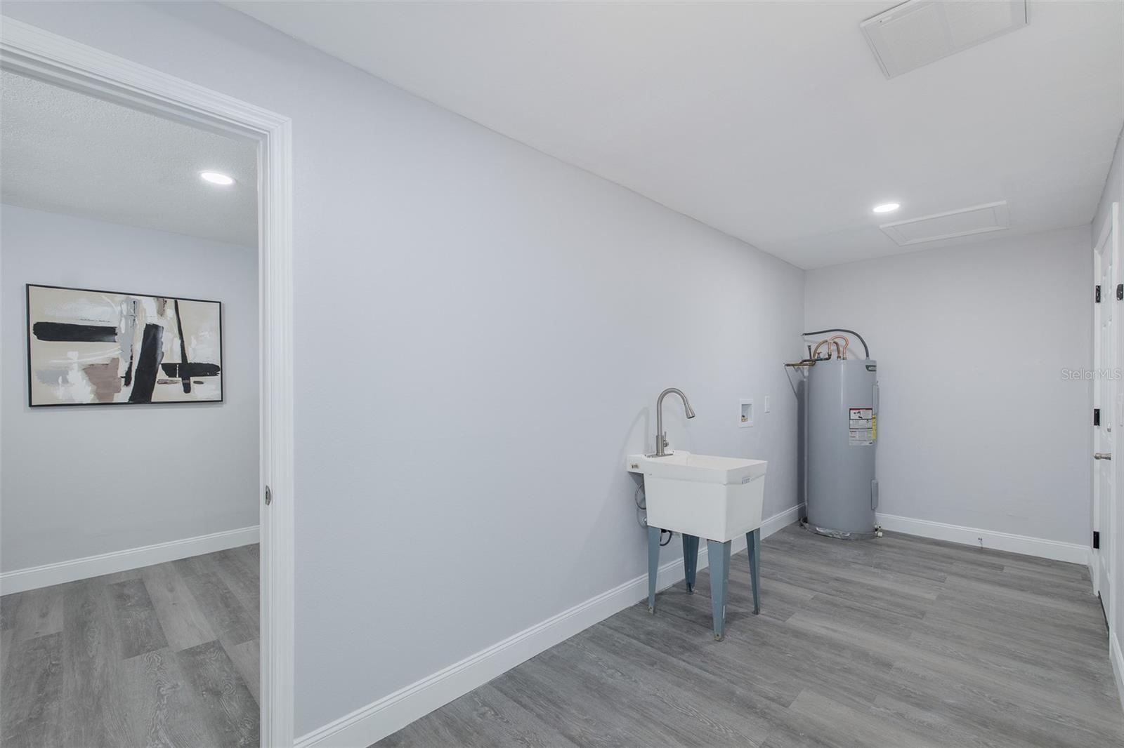1815 Driftwood Cir S Property Photo 37