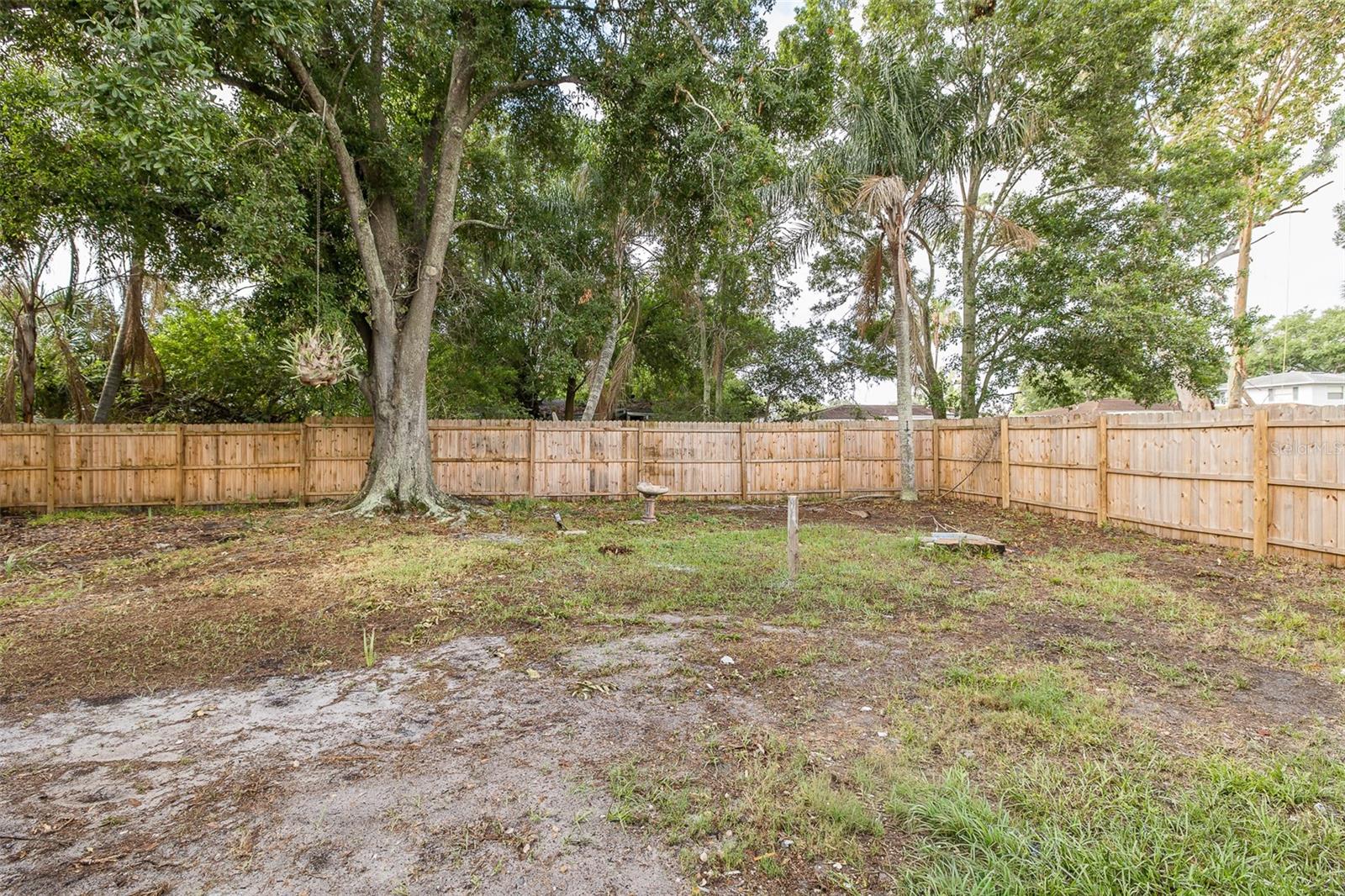 1815 Driftwood Cir S Property Photo 41