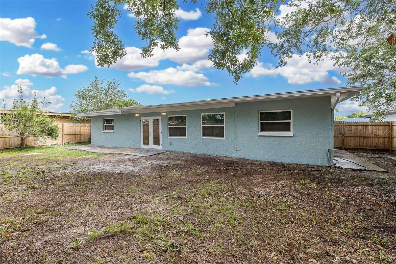 1815 Driftwood Cir S Property Photo 44