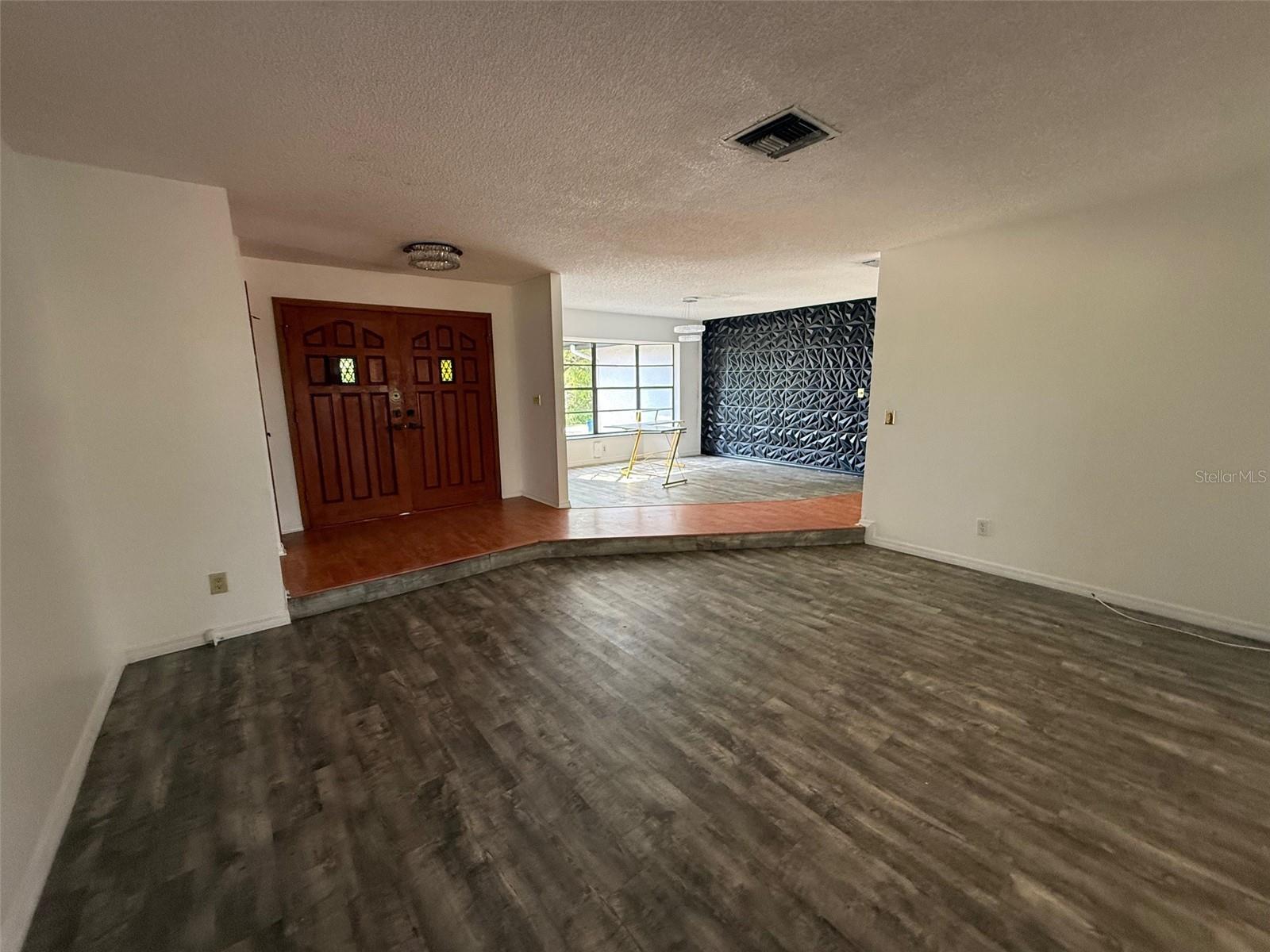 5312 Suwannee Rd Property Photo 8