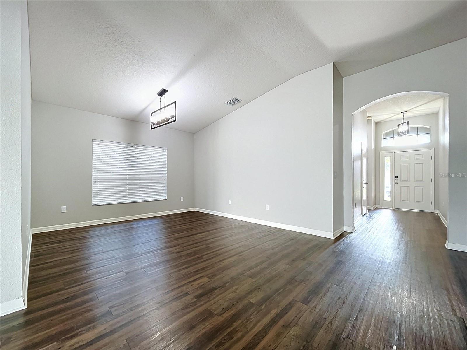 667 Hartford Heights St Property Photo 11