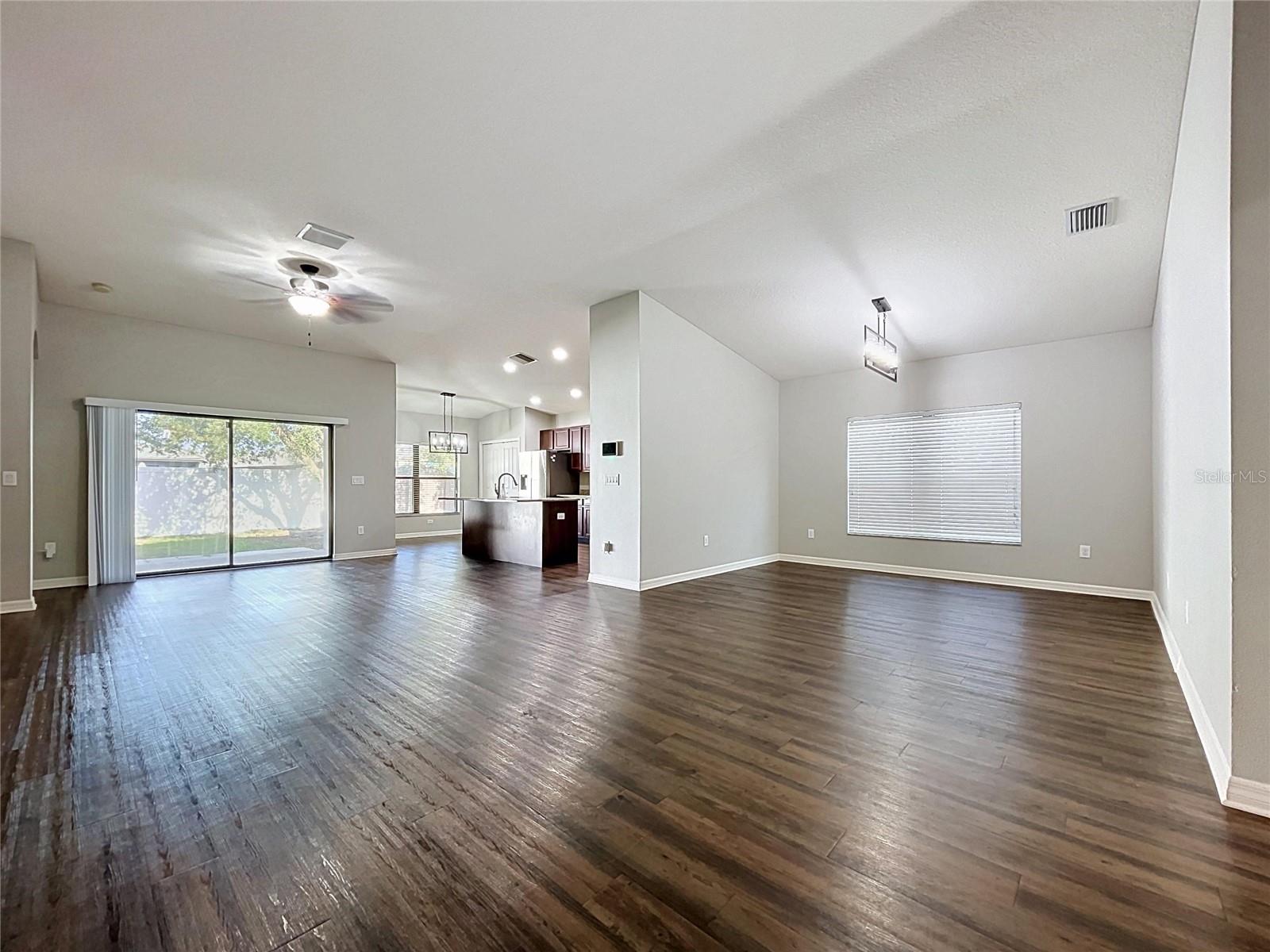 667 Hartford Heights St Property Photo 13