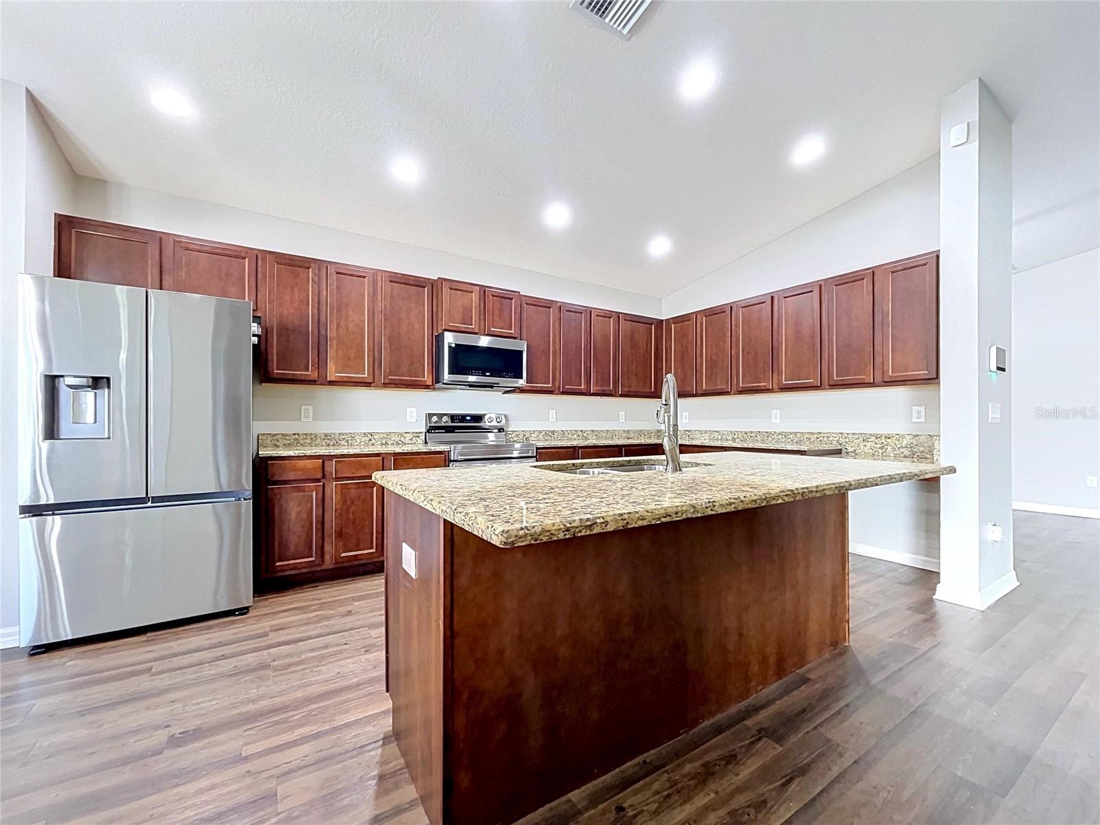 667 Hartford Heights St Property Photo 20