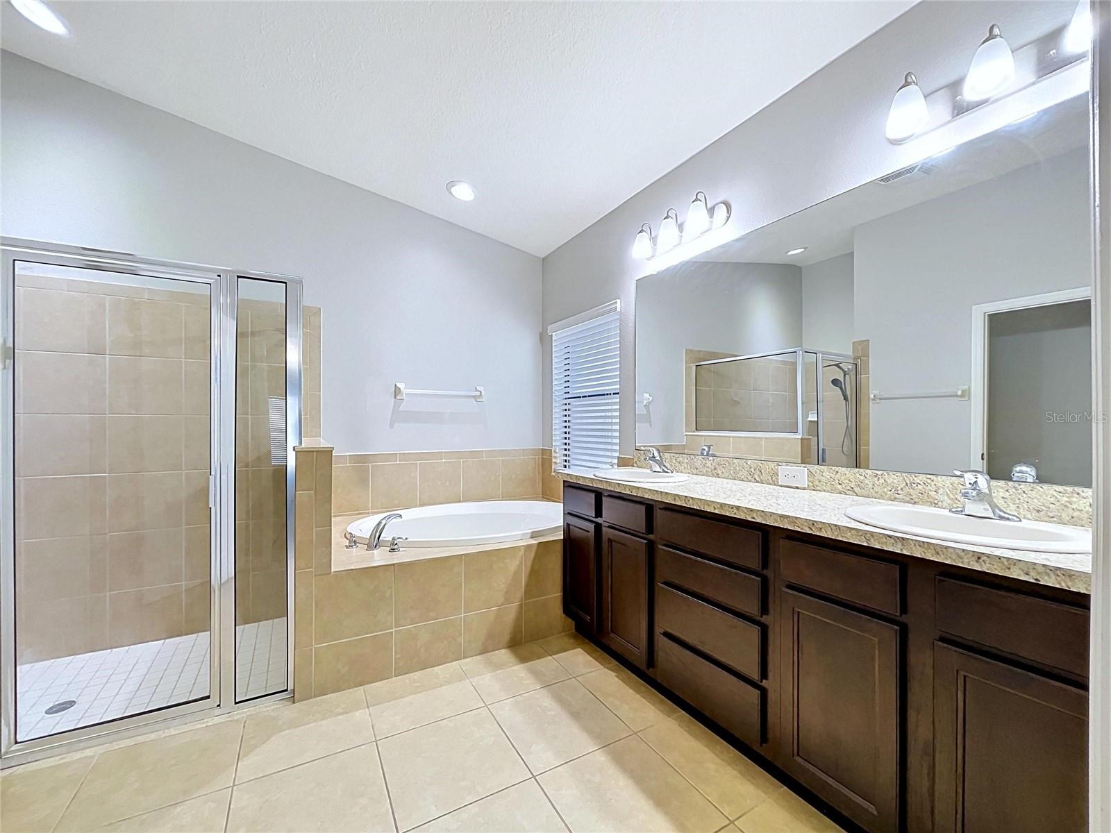 667 Hartford Heights St Property Photo 26