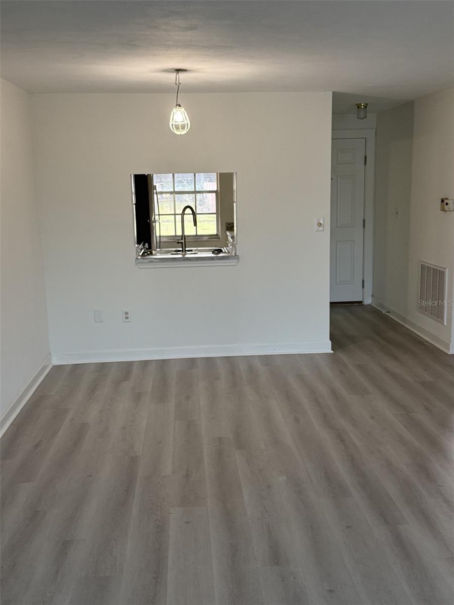4413 Sunstate Dr #0 Property Photo 5