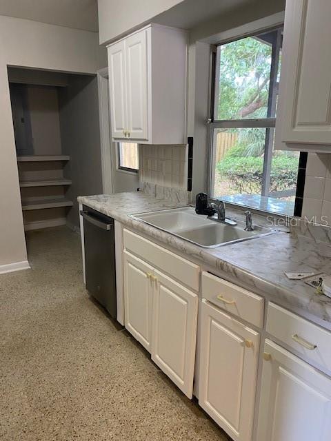 6442 Treehaven Dr Property Photo 8