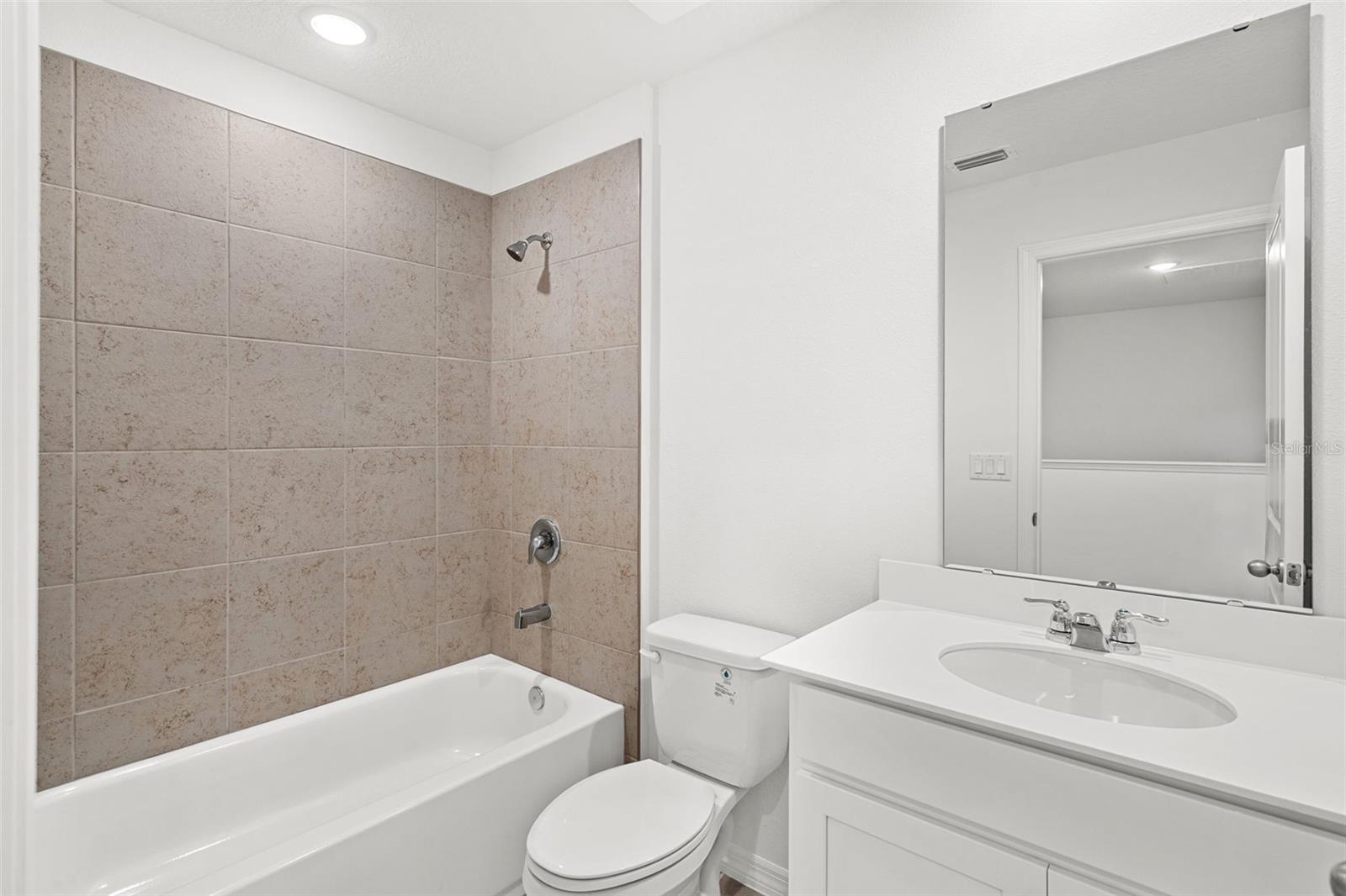 4899 Winding River Rd Property Photo 21