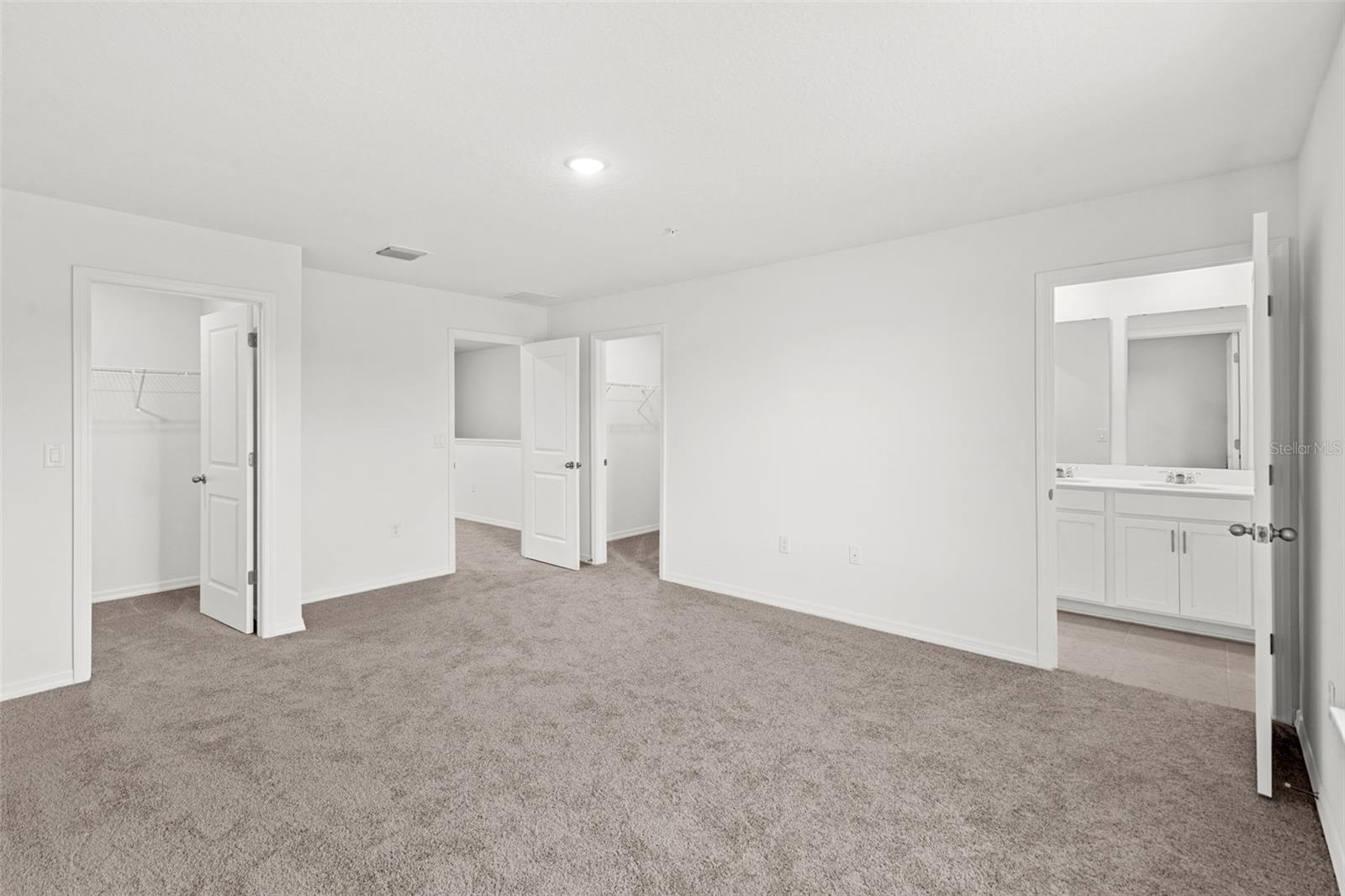 4899 Winding River Rd Property Photo 23