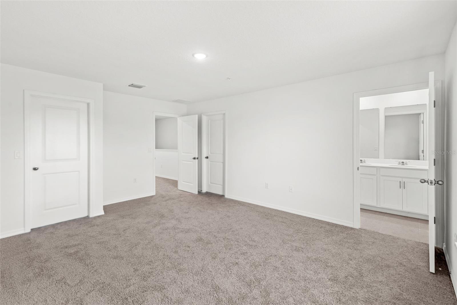 4899 Winding River Rd Property Photo 24